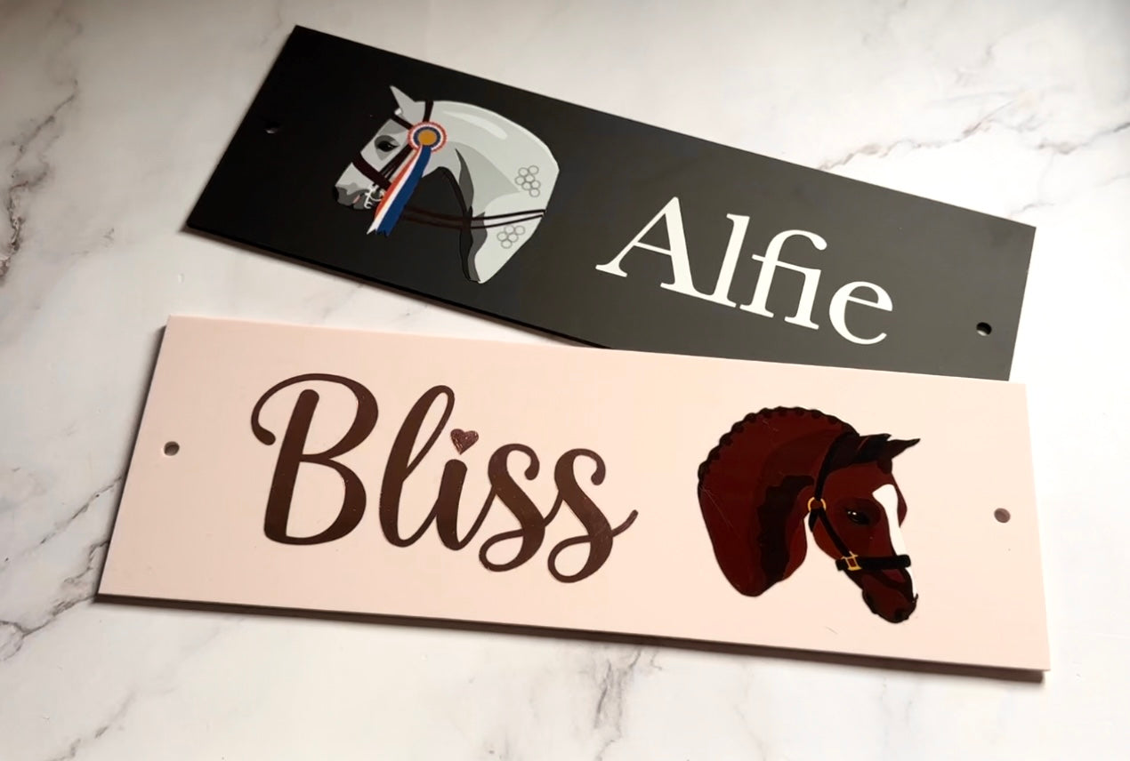 Stable Door Plaques with horse head